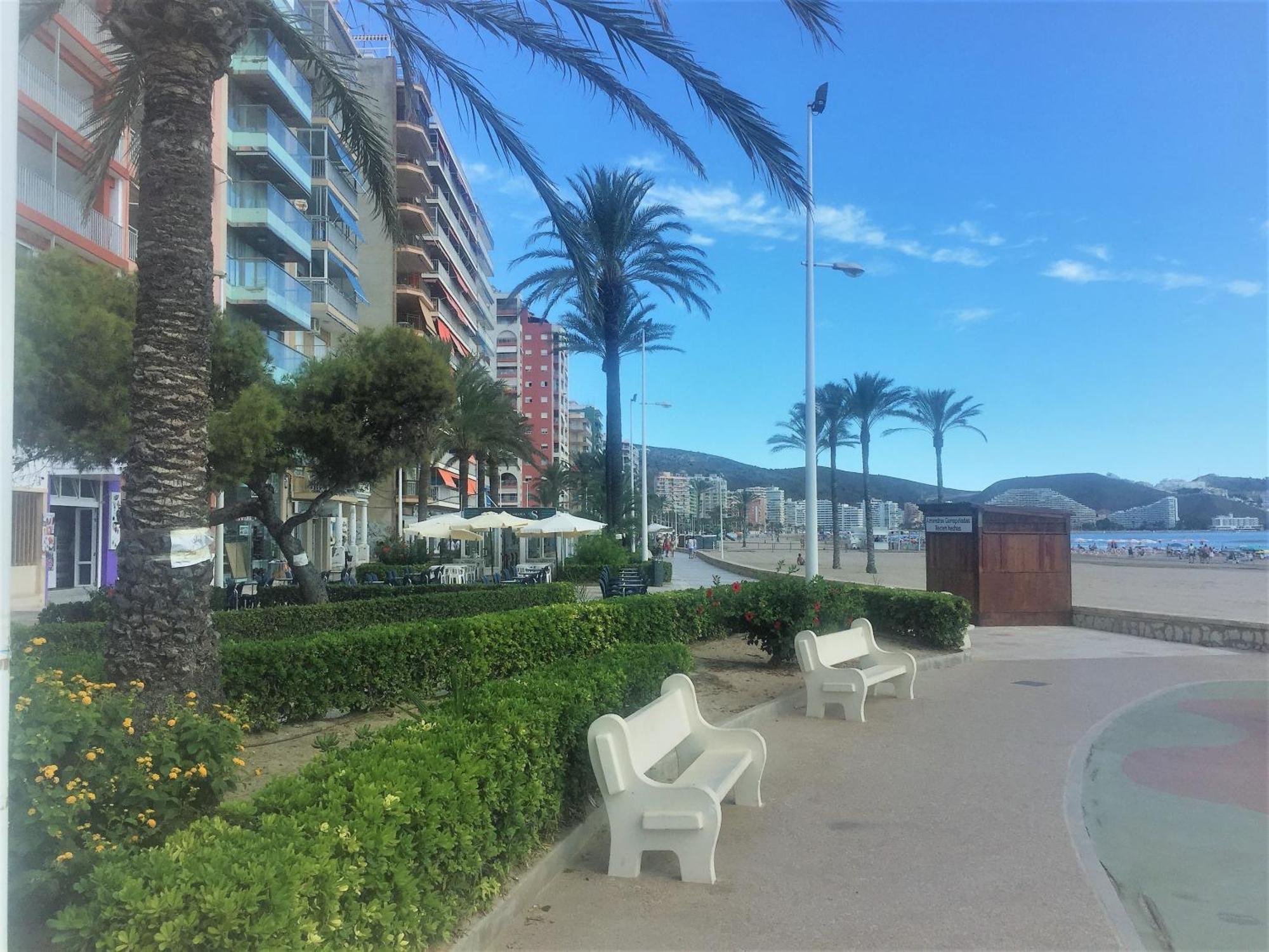 Beachfront And Cozy Apartment Cullera Esterno foto